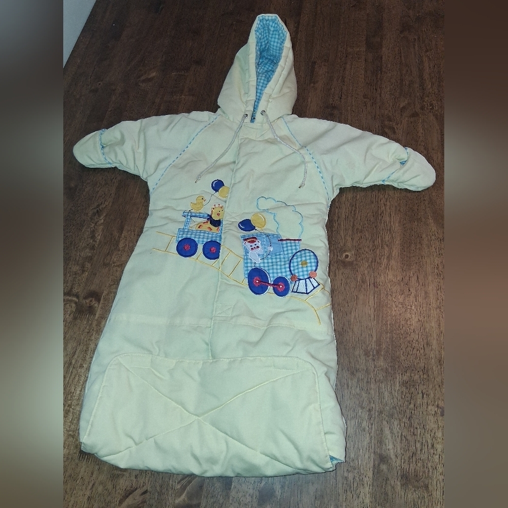 • Vintage Climate Control Quilted Winter Bunting Coverall • 0-6m